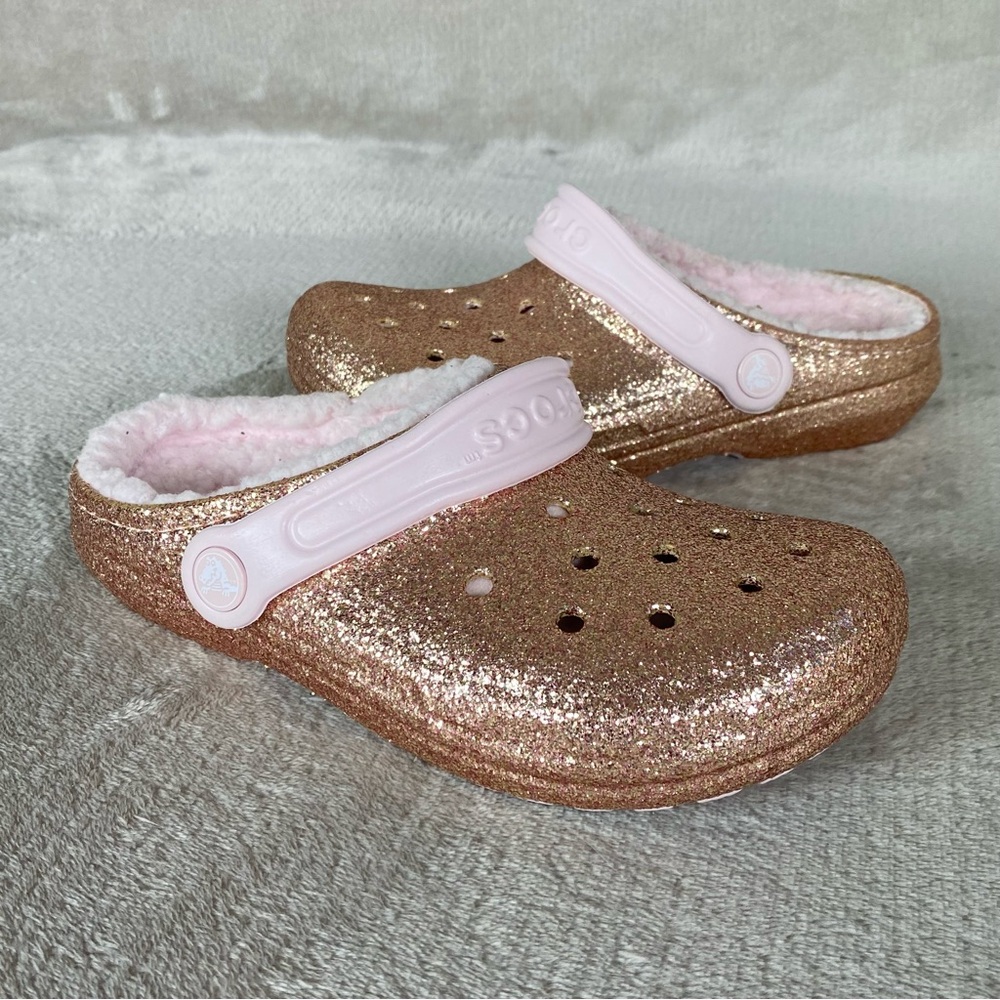 CROCS Classic Glitter Girls Kids Clogs Sandals Size 3 Pink Gold Slip On Shoe NEW - Picture 3 of 11